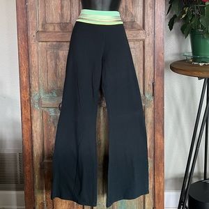 NWT Aerie Flare Leggings